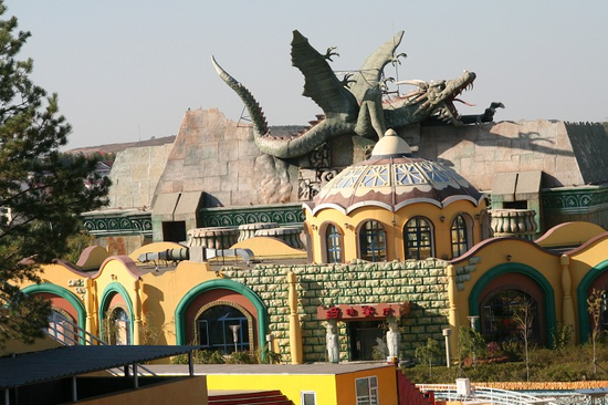 穿越百世琉璃景 开启影视基地的寻梦之旅