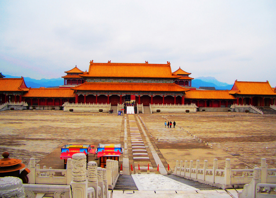 穿越百世琉璃景 开启影视基地的寻梦之旅