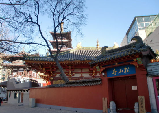 新浪旅游配图:松山寺 摄影:图片来自新浪旅游攻略