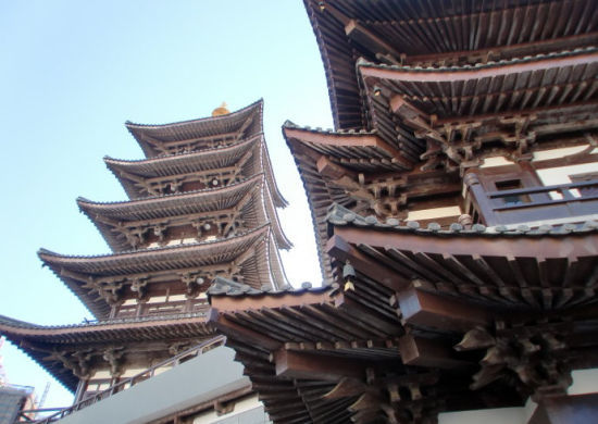 新浪旅游配图:松山寺(2) 摄影:图片来自新浪旅游攻略