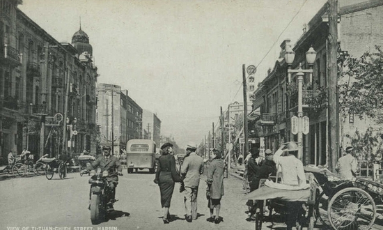 石头马路——地段街(图片来源于网络)