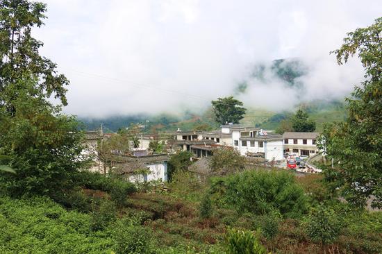 凤庆县小湾镇锦秀村