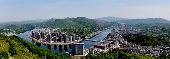 金寨县旅游委员会荣获“全国旅游系统先进集体”称号_新浪旅游_新浪网