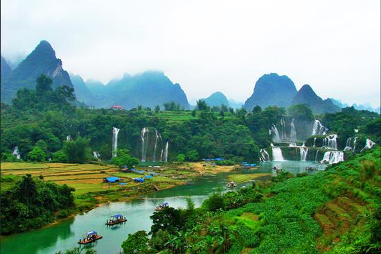 图片来源:德天瀑布景区