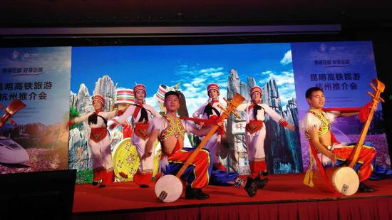 昆明高铁旅游推介走进杭城 石林景区为高铁沿