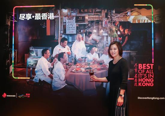 香港旅游发展局副总干事叶贞德欢迎内地消费者到访香港,享受多元化的精彩体验 来源:HKTB