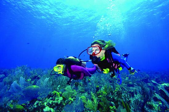 昆明首架直飞美娜多包机航线明年1月9日开通