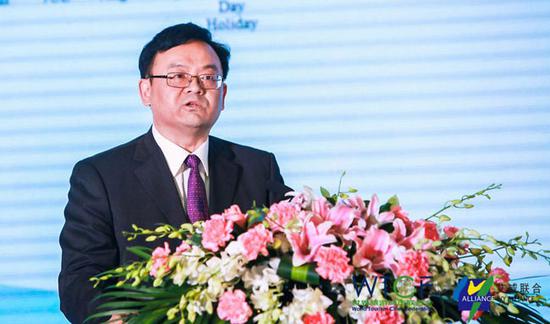 王新军董事长_秦海璐王新军