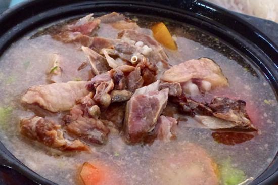 腊排骨火锅