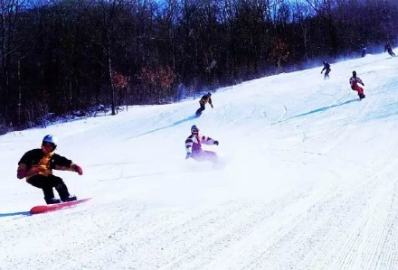 吉林省春节假日旅游热 7天入账97亿!