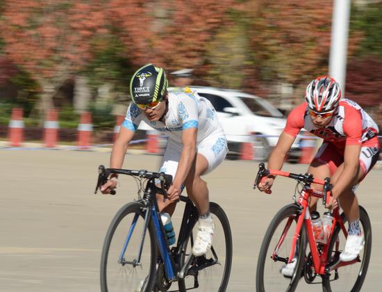 马龙县2016年云南省公路自行车挑战赛精彩瞬