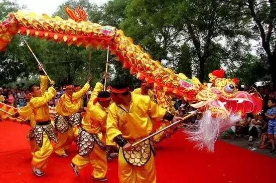 舞龙祈福