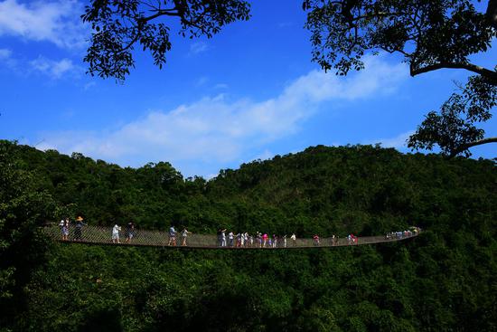 中国旅行口碑榜揭晓,亚龙湾热带天堂景区被评