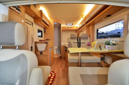 新旅程心享受--上汽大通RV80旅游房车推介会