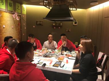 成都火锅业巨头赴日考察 龙游天下做世界的小