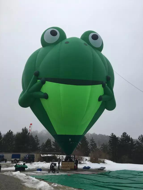 数十个国家的酷炫异形热气球来白鹿仓啦 小编