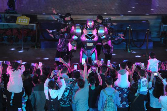 产品升级活动丰富 天津欢乐谷迎来五一客流高