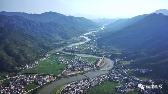 传承红色基因--汀江大型文创摄影活动在龙岩