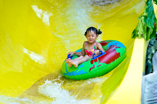 亲水盛夏畅玩暑假 天津欢乐谷水公园华丽归来