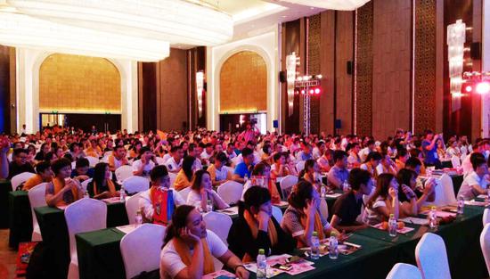 活动现场,超过500人参加出席活动