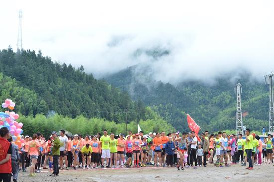 神农谷·森呼吸生态养生跑活动现场