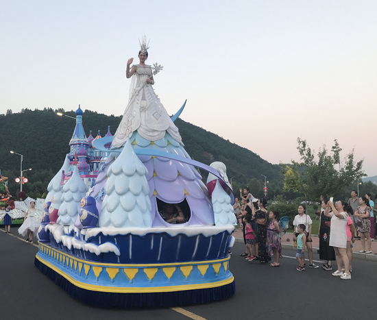 花车巡游