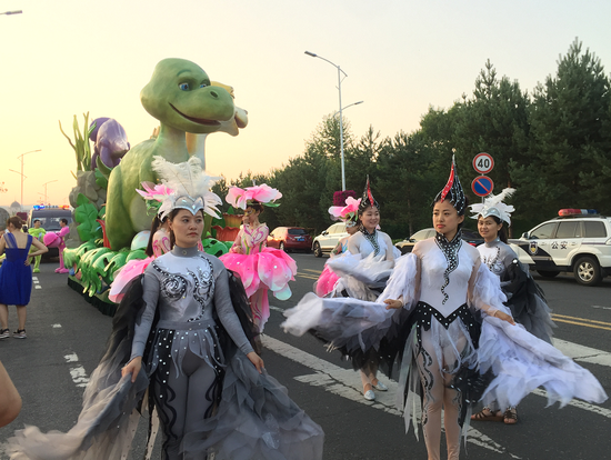 花车巡游