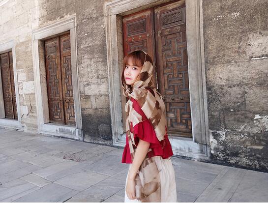 一对网红摄影师教你如何用美图手机拍出旅拍大