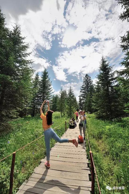 且看细雨迷蒙后雨雾与山峦的痴缠 吉林旅游新
