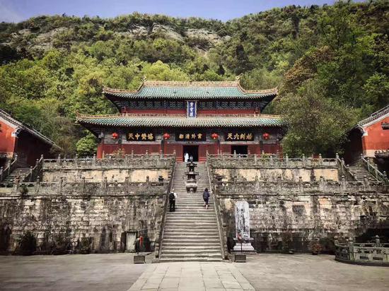打飞的度周末 华夏典藏发布40条国内定制旅游路线