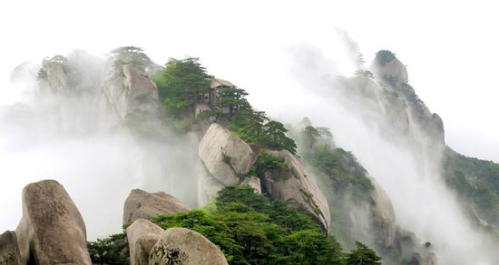 9月9日起 9省9市享天柱山景区门票半价