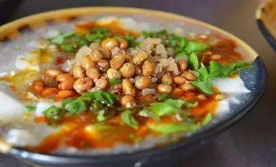 西安向南4小时 去乐山拜大佛峨眉看云海 不仅有美景还有美食