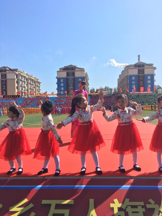 梦回叶赫,最美旗袍2017中国旗袍之乡万人旗