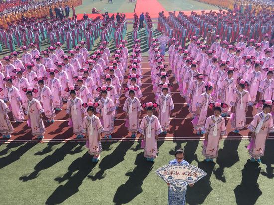 梦回叶赫,最美旗袍2017中国旗袍之乡万人旗