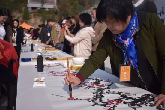 �黭�������۾���ɽ������ī���֡�����