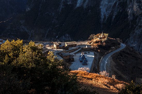 巴拉格宗景区