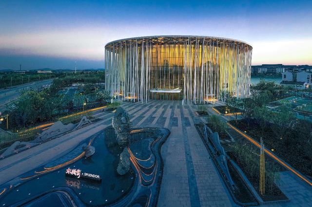 融創(chuàng)文旅雙城盛大開業(yè) “文化+科技”打造沉浸式文化盛宴