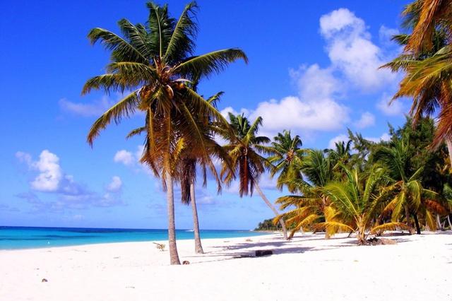 7月起海南离岛旅客每年每人免税购物额度提至10万元