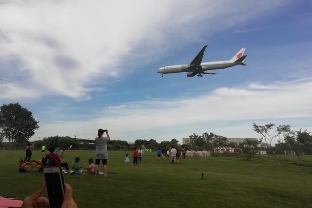 海關(guān)總署與民航局簽署合作備忘錄 推進航空口岸通關(guān)便利化