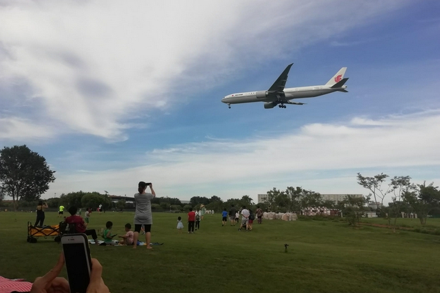 受暴雨影響 首都機(jī)場(chǎng)調(diào)減航班285班取消10架次