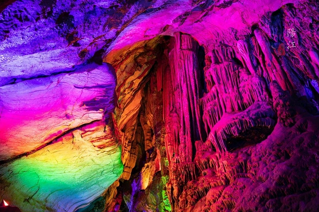 這個低調(diào)的城市，號稱廣東“小桂林”，擁有全國僅兩處的斷層遺跡