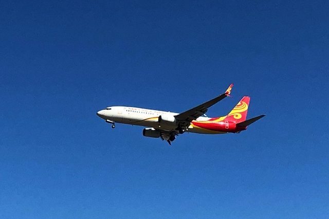 吉祥航空客機風擋玻璃出現(xiàn)裂紋備降武漢