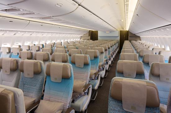 阿联酋航空全新波音777经济舱