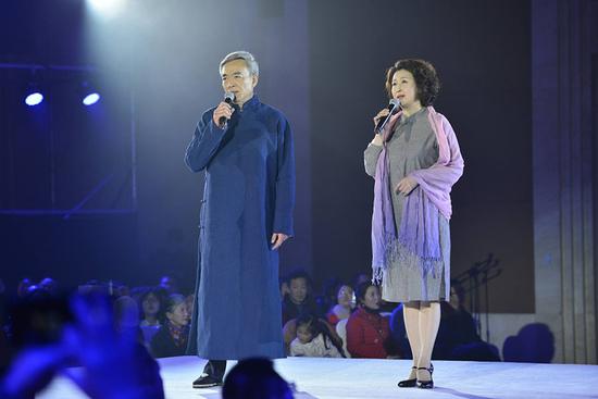 陈天陆、陈慧敏朗读《乡愁四韵》