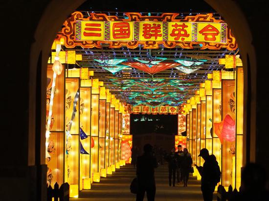 2018武侯祠成都大庙会试灯 万家灯火辉映天府