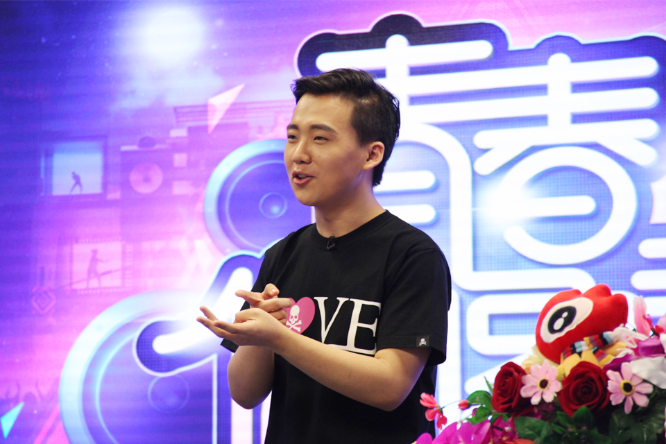 郭麒麟成长记_青春偶像说