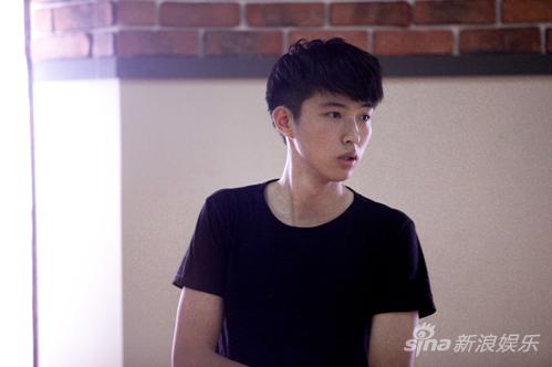 学霸左溢获奖学金 被赞艺术生中的高材生|左溢