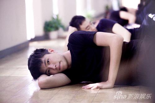 学霸左溢获奖学金 被赞艺术生中的高材生