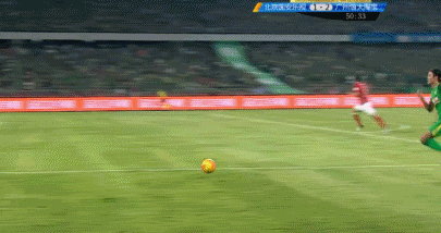 曾诚扑出于大宝头球