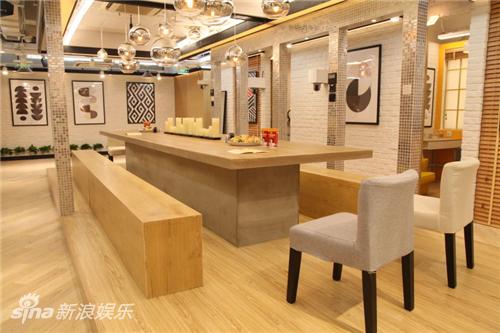 《一年级》高颜值宿舍来袭 双人床引猜想|一年